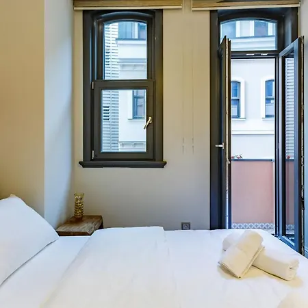 Modern House With Central Location In Beyoglu 公寓 伊斯坦布尔